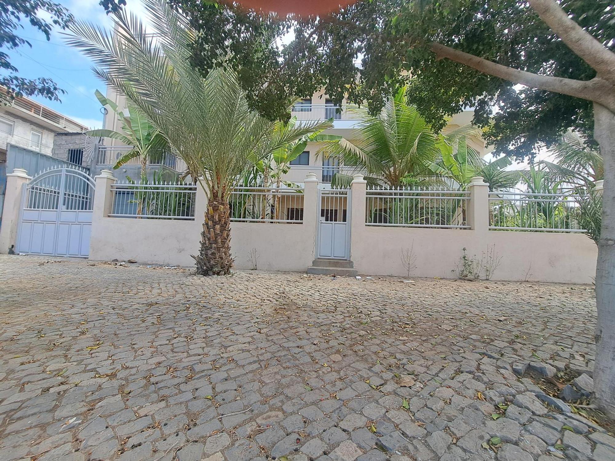 Barros Homestay Tarrafal  Luaran gambar